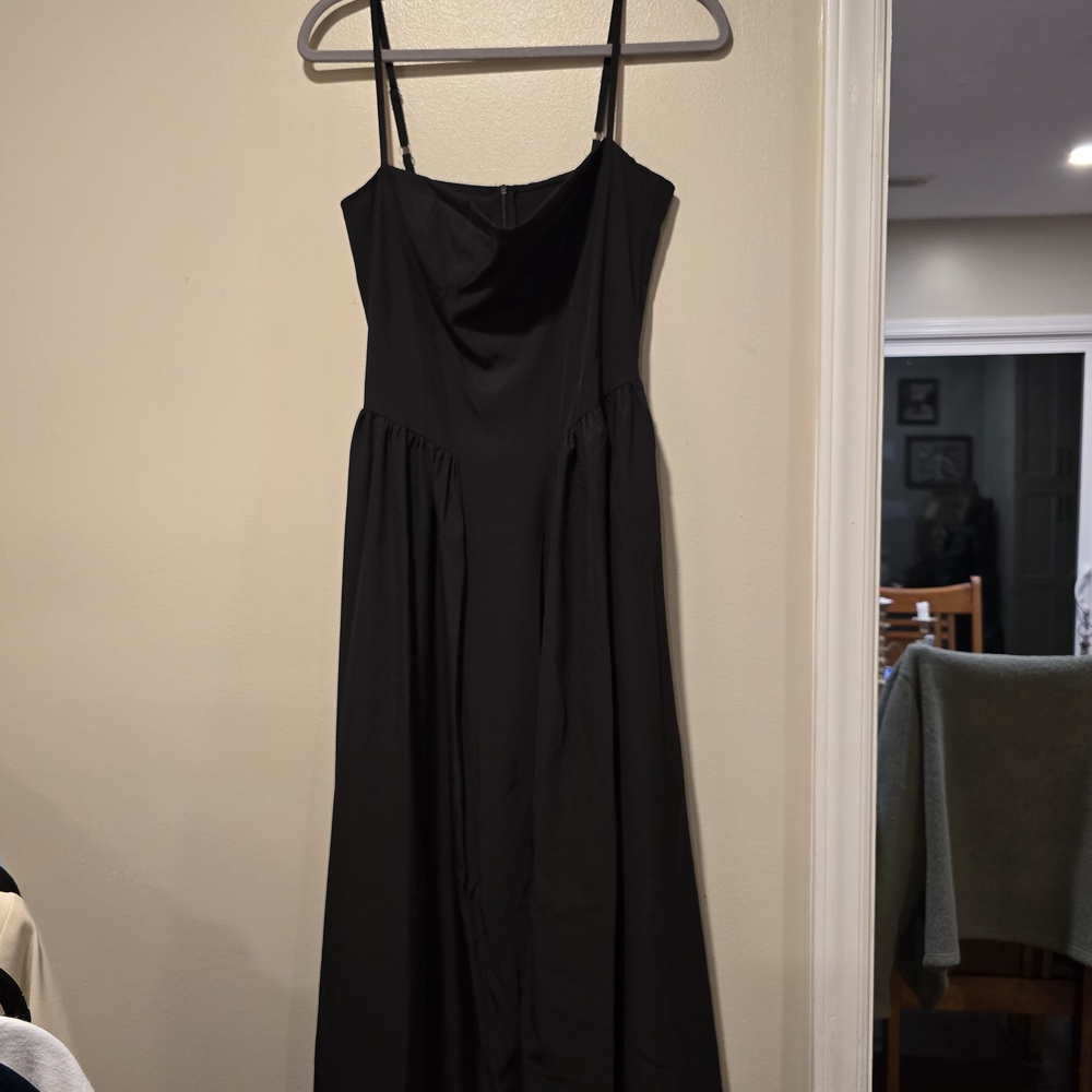 Chic Black Midi Dress with Spaghetti Straps